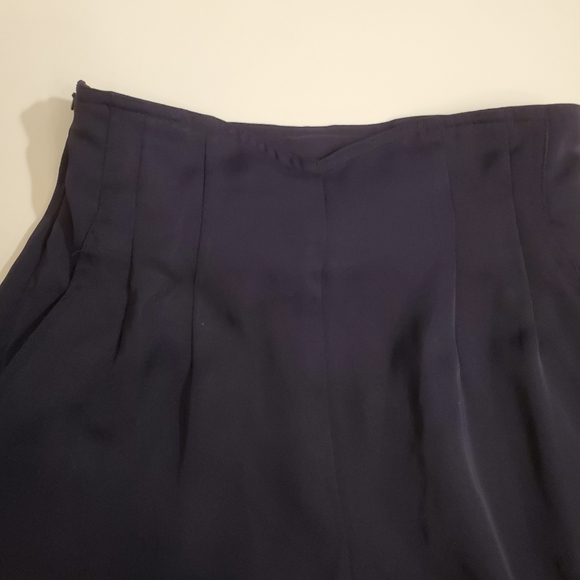 ๐ผHP๐ผNWOT Navy Blue High Waisted Tapered Pants - Picture 5 of 6